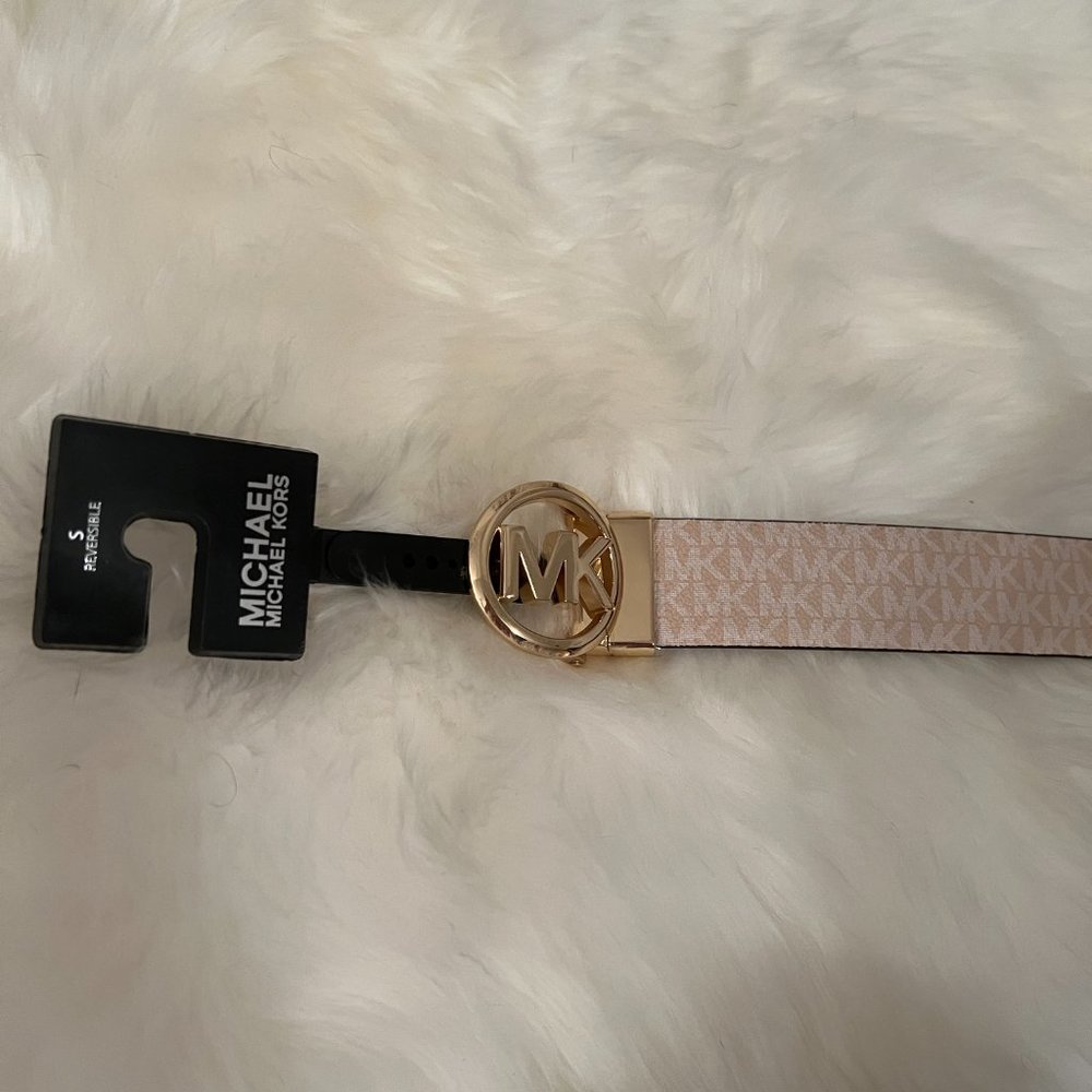 Michael Michael Kors Natural/Beige Signature Gold Buckle Small Reversible Belt